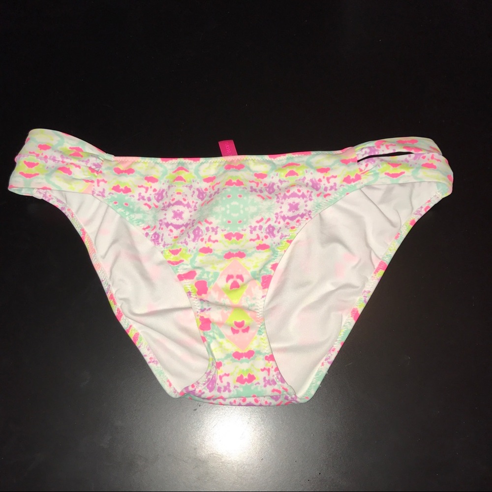 VS bikini bottoms